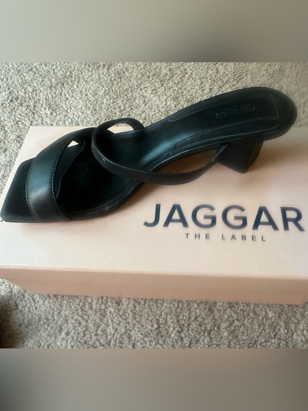 Jaggar the Label Black Leather Slide Sandals 8